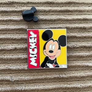 Mickey Disney pin
